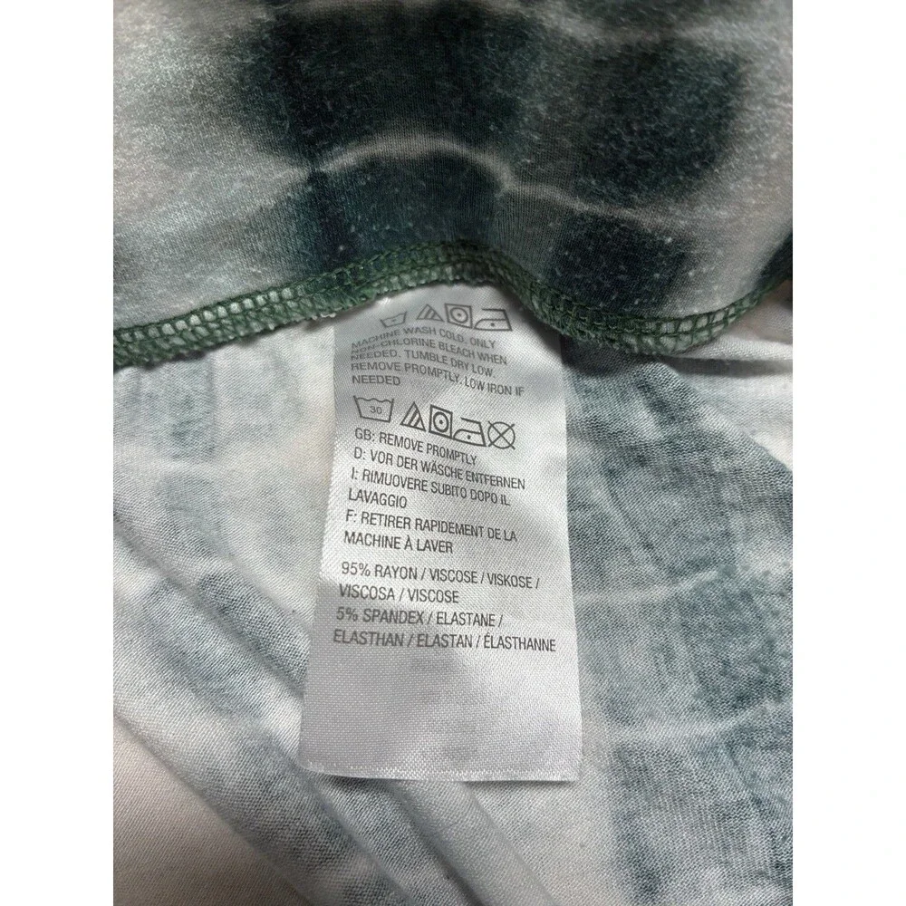 LOGO by Lori Goldstein Women’s Bi-Stretch Skirt Size XL Pull On Tie Dye Green